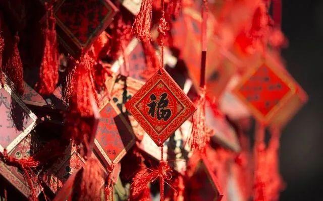 不给本命年的人算命(本命年虎年算命)-第2张图片-周易占卜网 - 免费算命_生辰八字算命_八字合婚姻