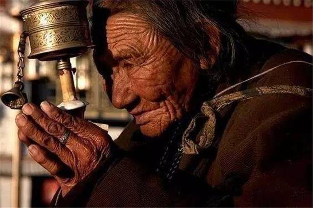 有信仰的人可以算命吗-第2张图片-周易占卜网 - 免费算命_生辰八字算命_八字合婚姻