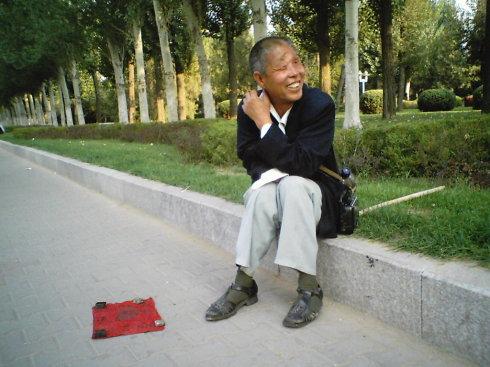 一直胳膊算命(一直算命好吗)-第3张图片-周易占卜网 - 免费算命_生辰八字算命_八字合婚姻