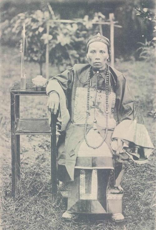 算命说告命夫人(算命说夫人命的女人啥意思)-第1张图片-周易占卜网 - 免费算命_生辰八字算命_八字合婚姻
