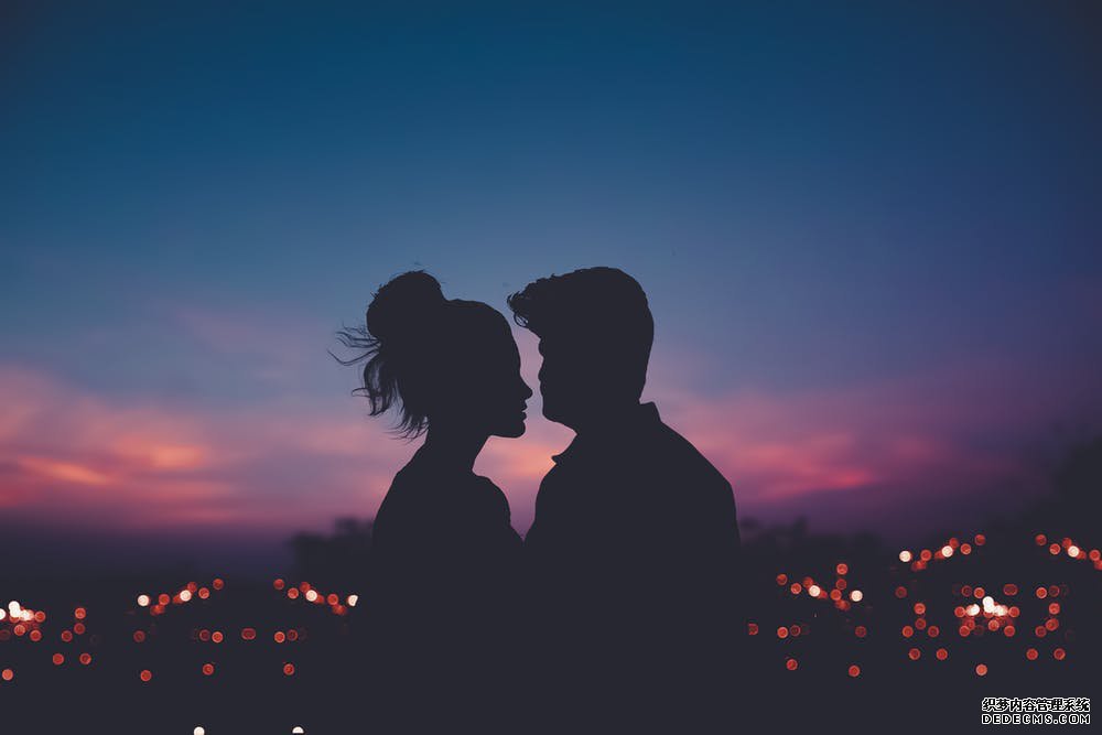 聊天冷场怎么办?怎么和女生聊天不冷场-第3张图片-周易占卜网 - 免费算命_生辰八字算命_八字合婚姻