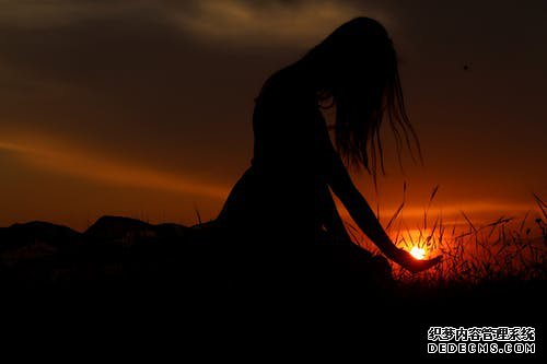 直男爱上一个人的表现,高冷直男喜欢你的表现-第3张图片-周易占卜网 - 免费算命_生辰八字算命_八字合婚姻