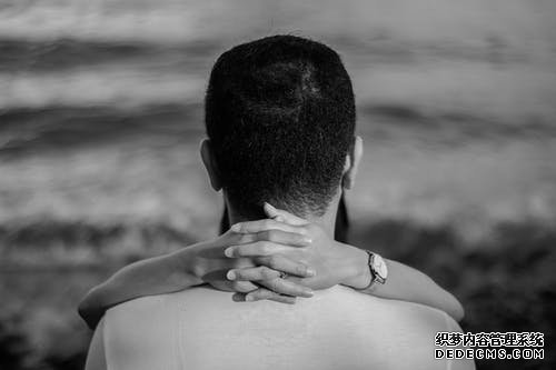 男人主动提离婚的心态,男人主动提离婚的原因-第1张图片-周易占卜网 - 免费算命_生辰八字算命_八字合婚姻